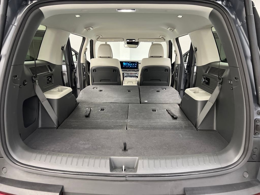 Used 2025 Hyundai Santa Fe SEL image 34