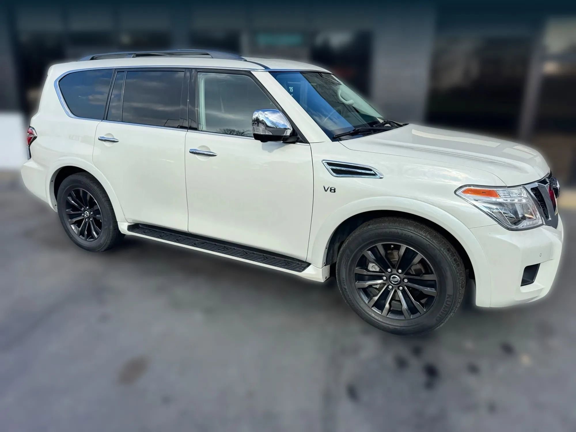 Used 2020 Nissan Armada Platinum w/ Captain's Chairs Package image 7