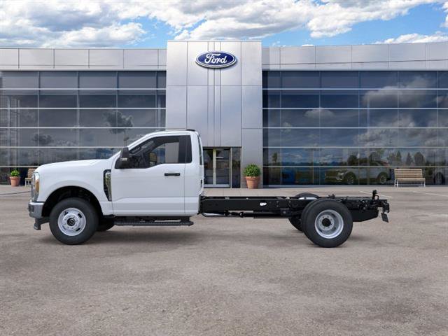 New 2026 Ford F350 XL w/ XL Chrome Package AWD/4WD image 5