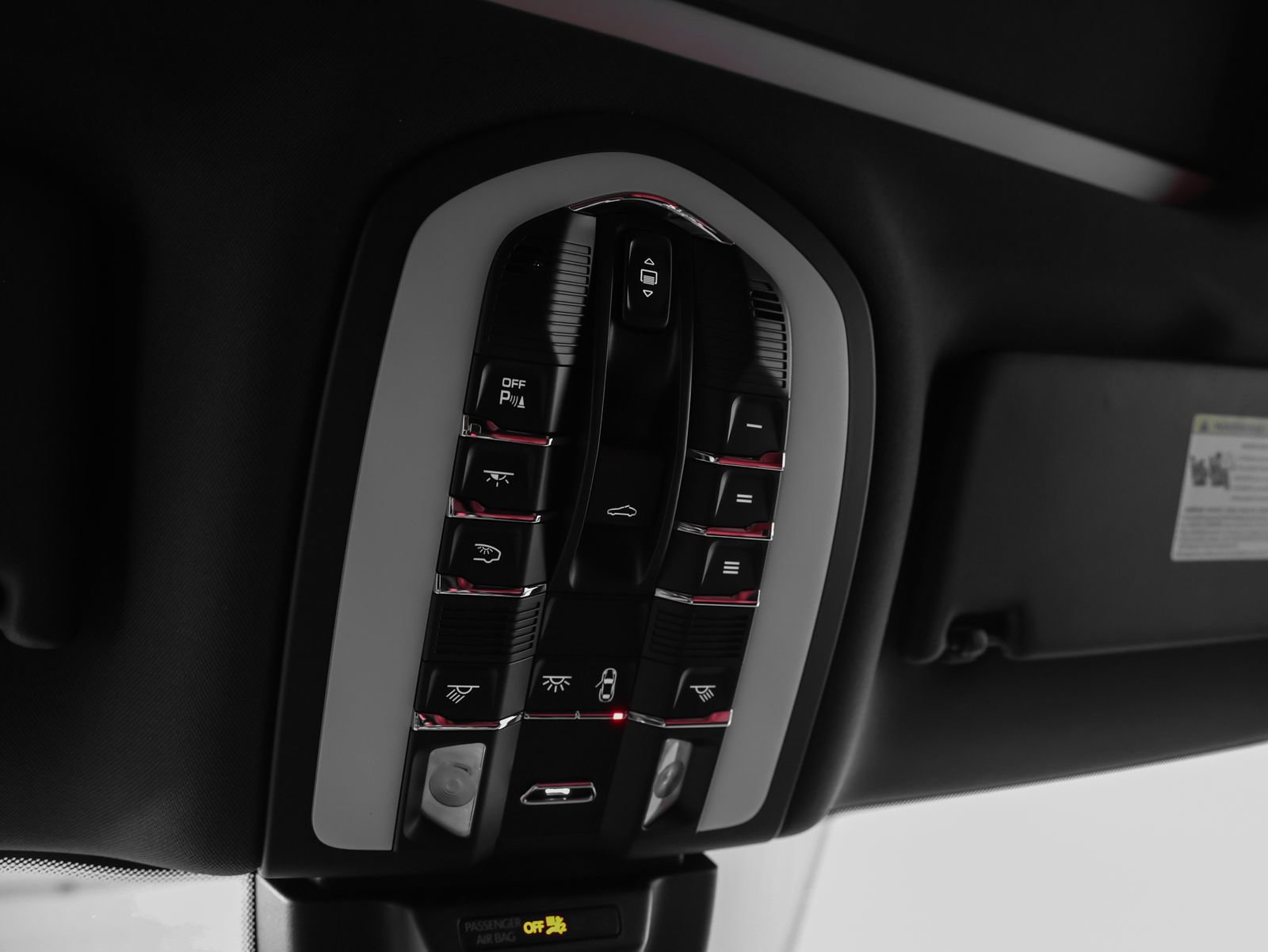 New 2026 Porsche Macan AWD/4WD image 39