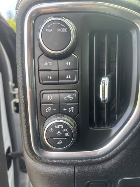 Used 2023 Chevrolet Silverado 2500 High Country w/ Z71 Off-Road Package AWD/4WD image 19