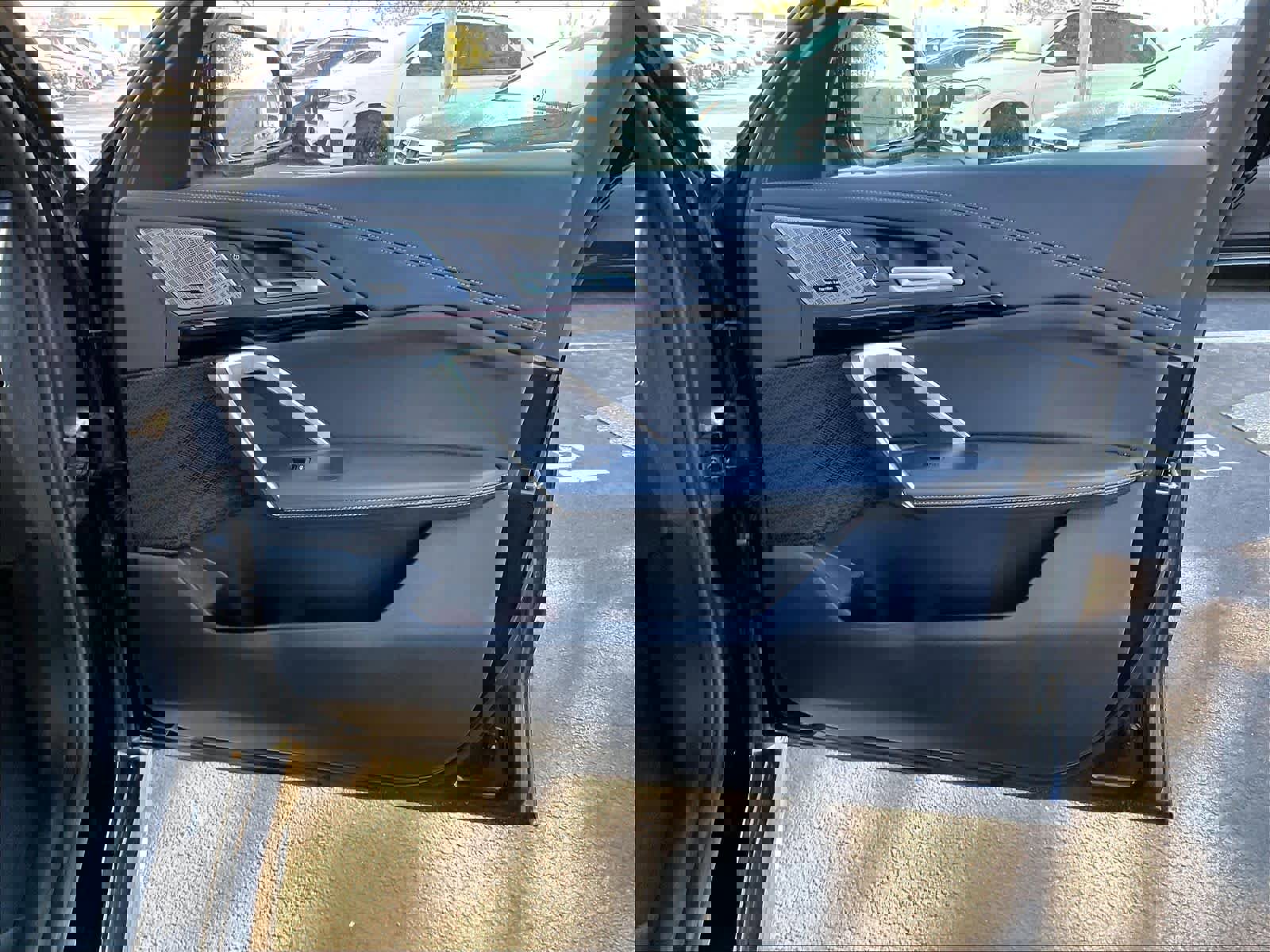 Used 2025 BMW X1 xDrive28i w/ Convenience Package image 25