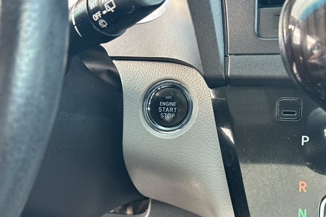 Used 2017 Toyota Sienna XLE w/ XLE Navigation Package FWD image 26