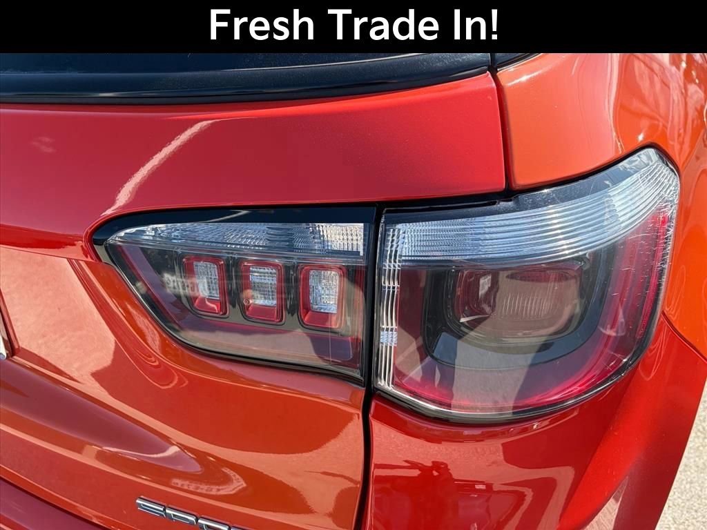 Used 2018 Jeep Compass Sport w/ Tech Group image 9