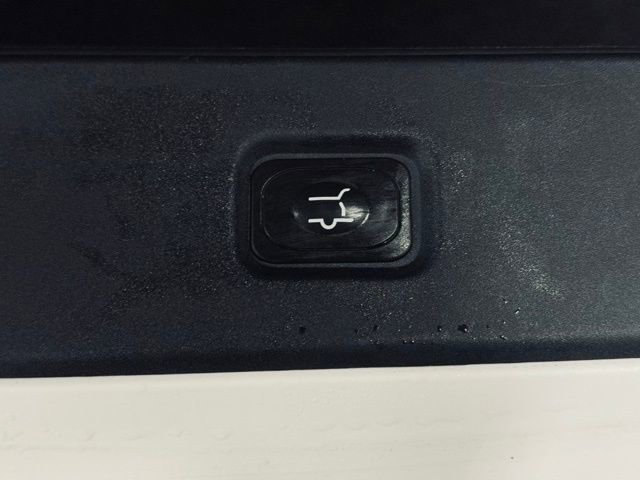 Used 2025 Ford Expedition Active image 13