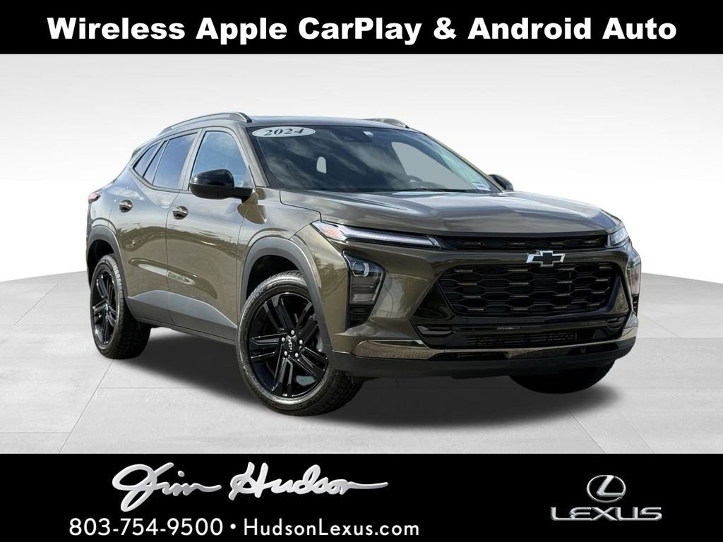 Used 2024 Chevrolet Trax ACTIV w/ Sunroof Package FWD image 1