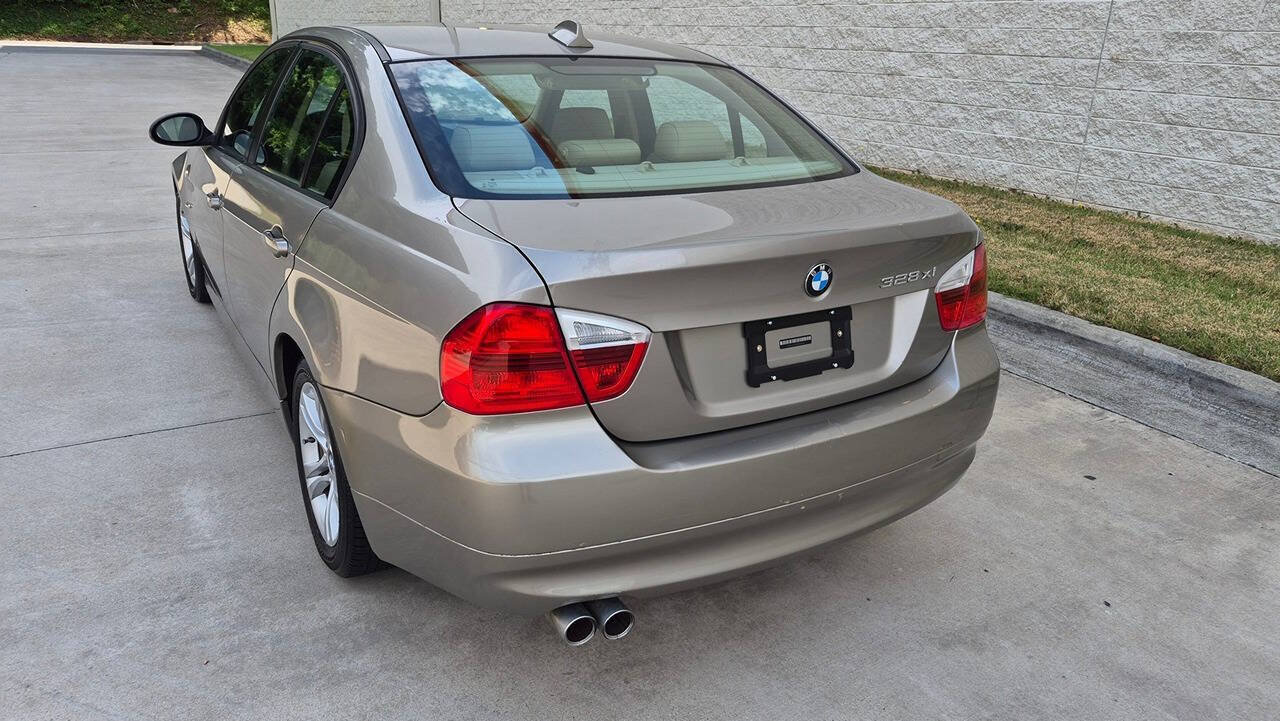 Used 2008 BMW 328xi Sedan AWD/4WD image 4