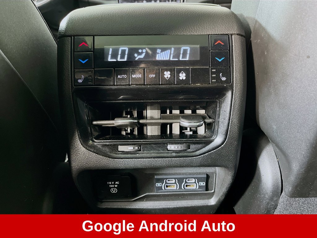 Used 2021 Jeep Grand Cherokee L Overland w/ Luxury Tech Group IV AWD/4WD image 39