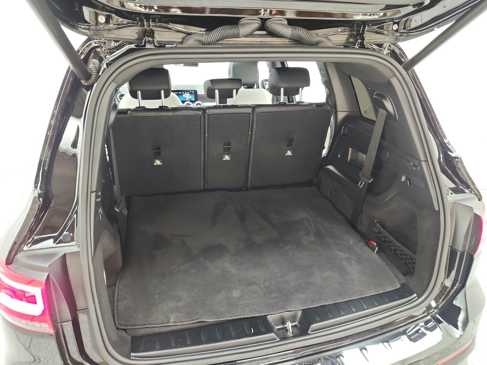 Used 2023 Mercedes-Benz GLB 250 image 22