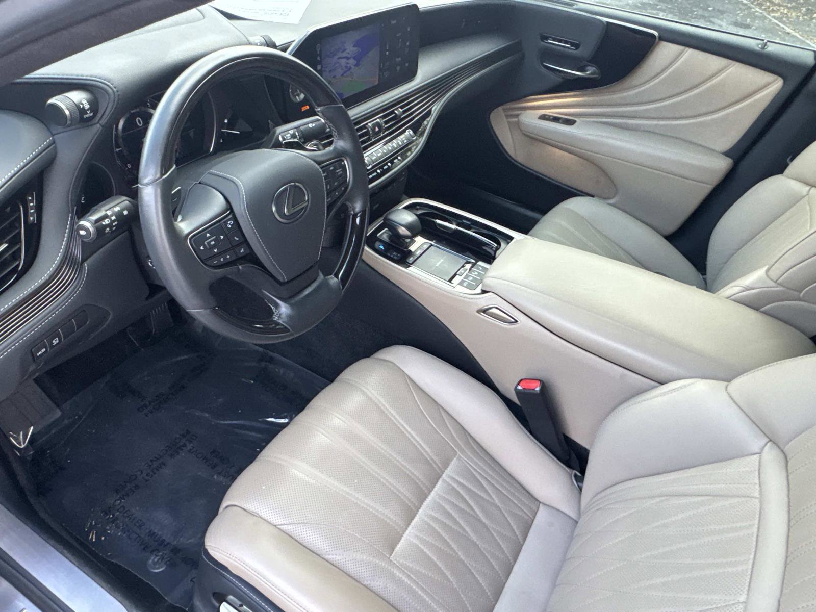 Used 2022 Lexus LS 500 w/ Interior Upgrade Package image 31