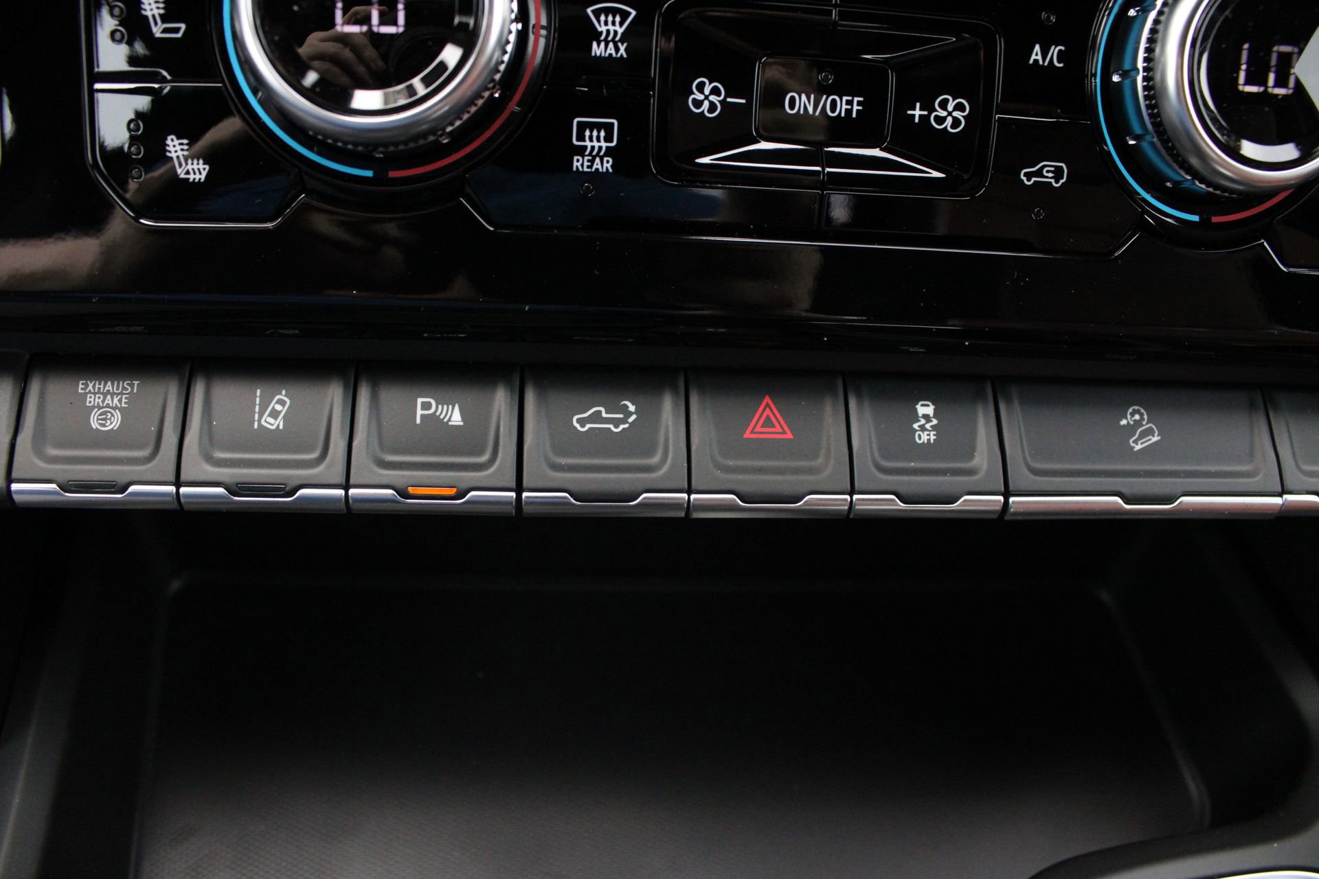 New 2026 GMC Sierra 2500 Denali Ultimate AWD/4WD image 47