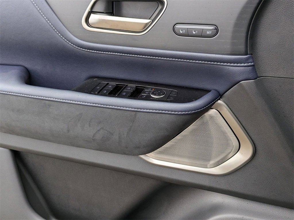 New 2026 INFINITI QX80 4WD w/ Sport Exterior Package image 15