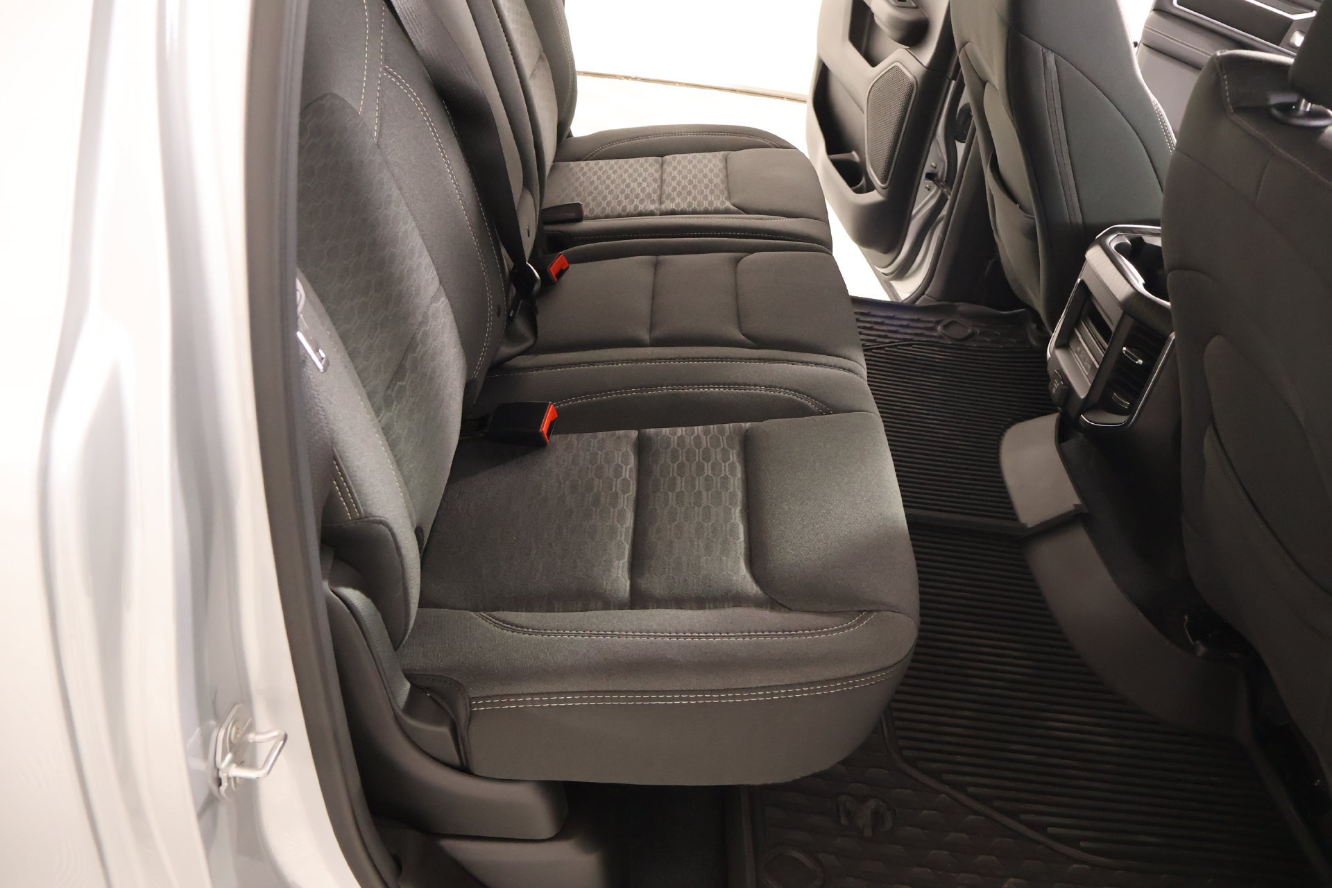 New 2026 RAM 1500 4x4 Crew Cab image 15