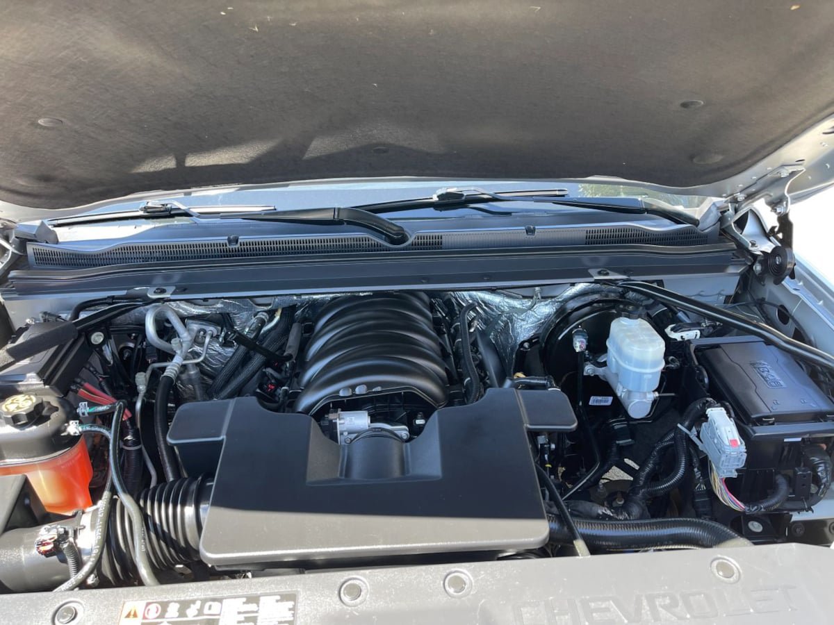 Used 2017 Chevrolet Tahoe LT w/ LT Signature Package RWD image 9