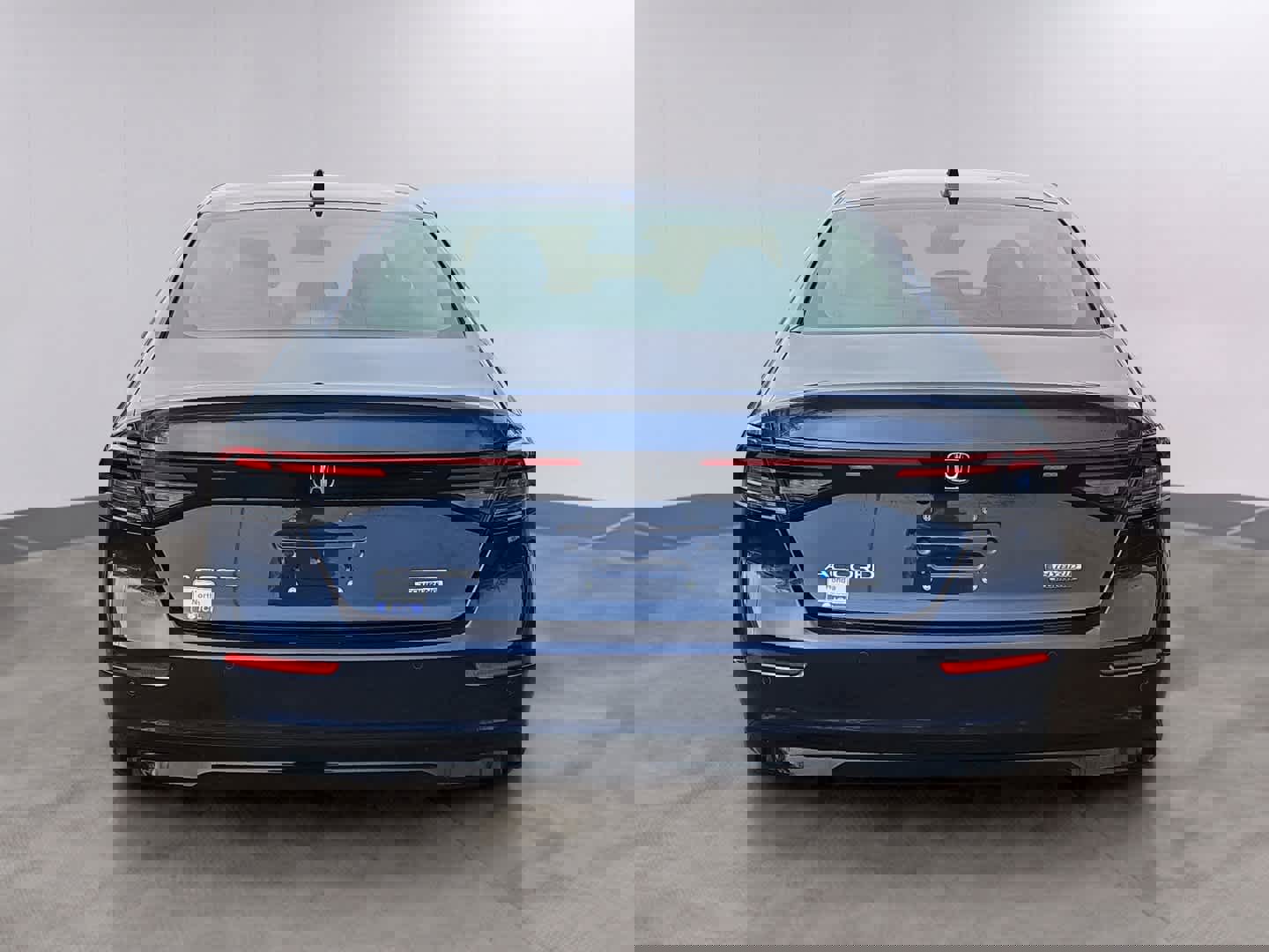 Used 2024 Honda Accord Touring image 5