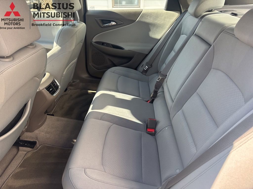 Used 2018 Chevrolet Malibu Hybrid FWD image 30
