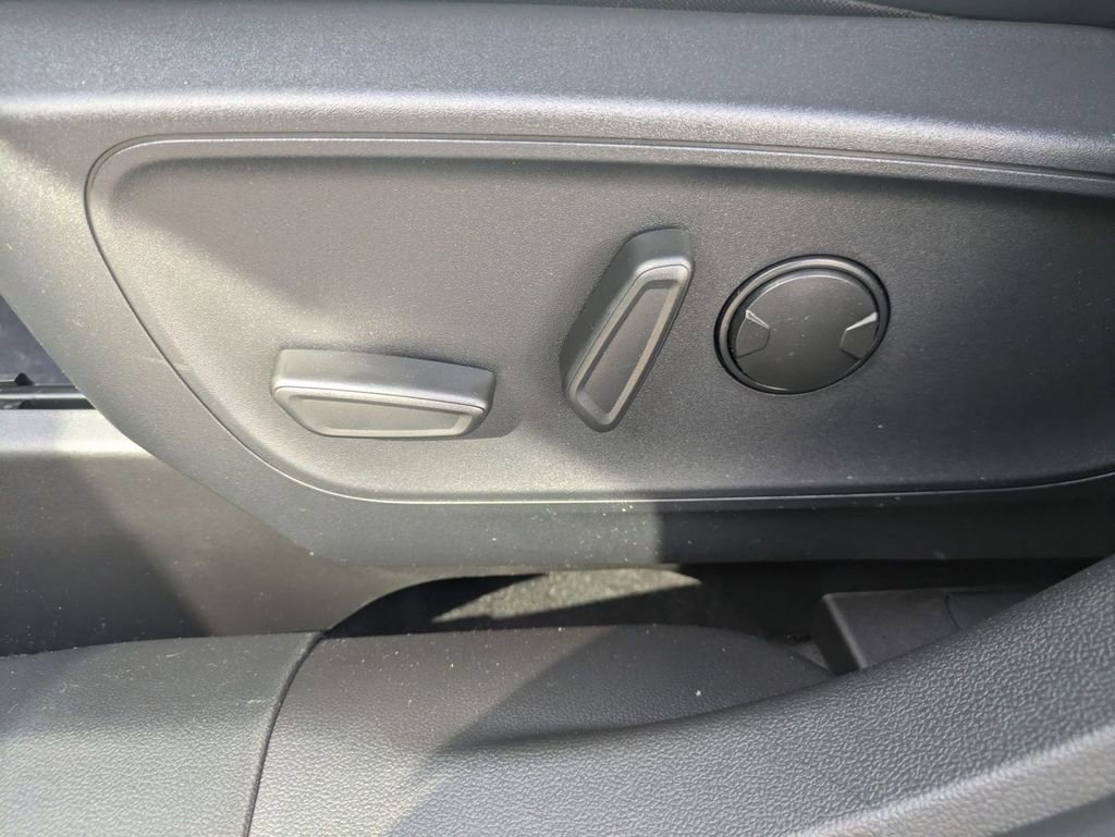 New 2026 Ford Escape ST-Line w/ Cold Weather Package image 20