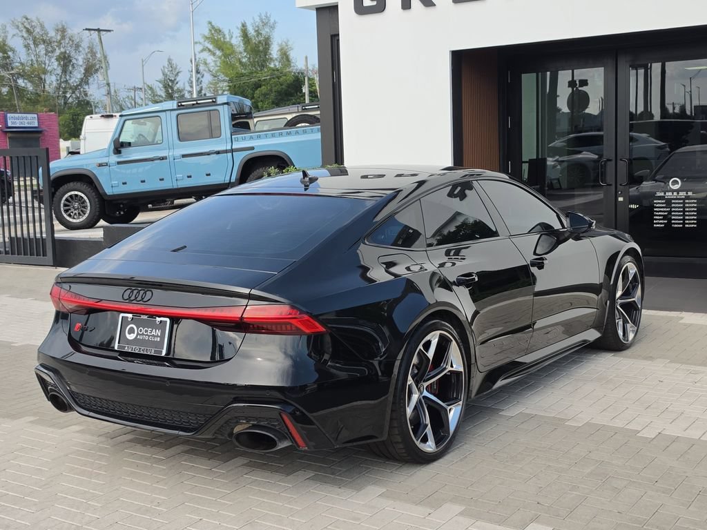 Used 2025 Audi RS 7 Performance AWD/4WD image 4
