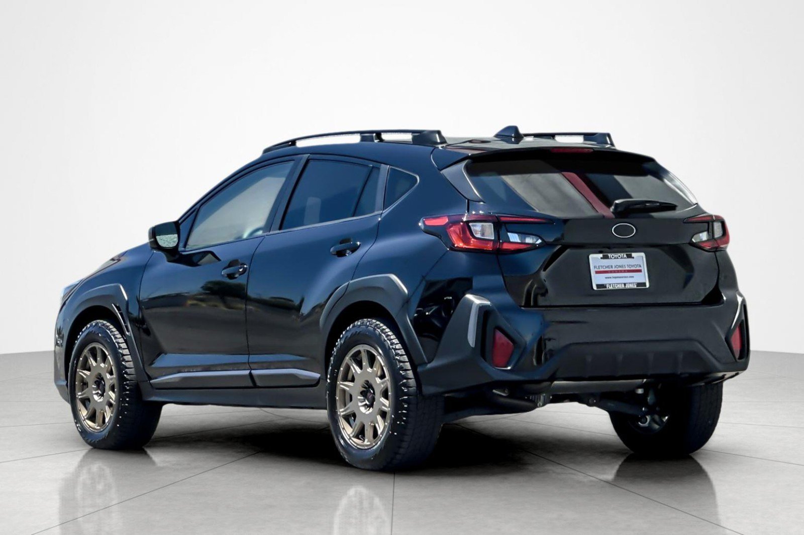 Used 2024 Subaru Crosstrek 2.5i Limited w/ Crosstrek Mirror Package AWD/4WD image 3