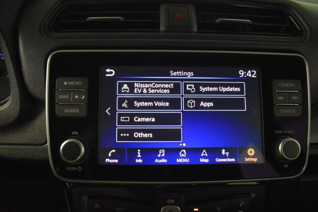 Certified 2024 Nissan Leaf SV Plus FWD image 23