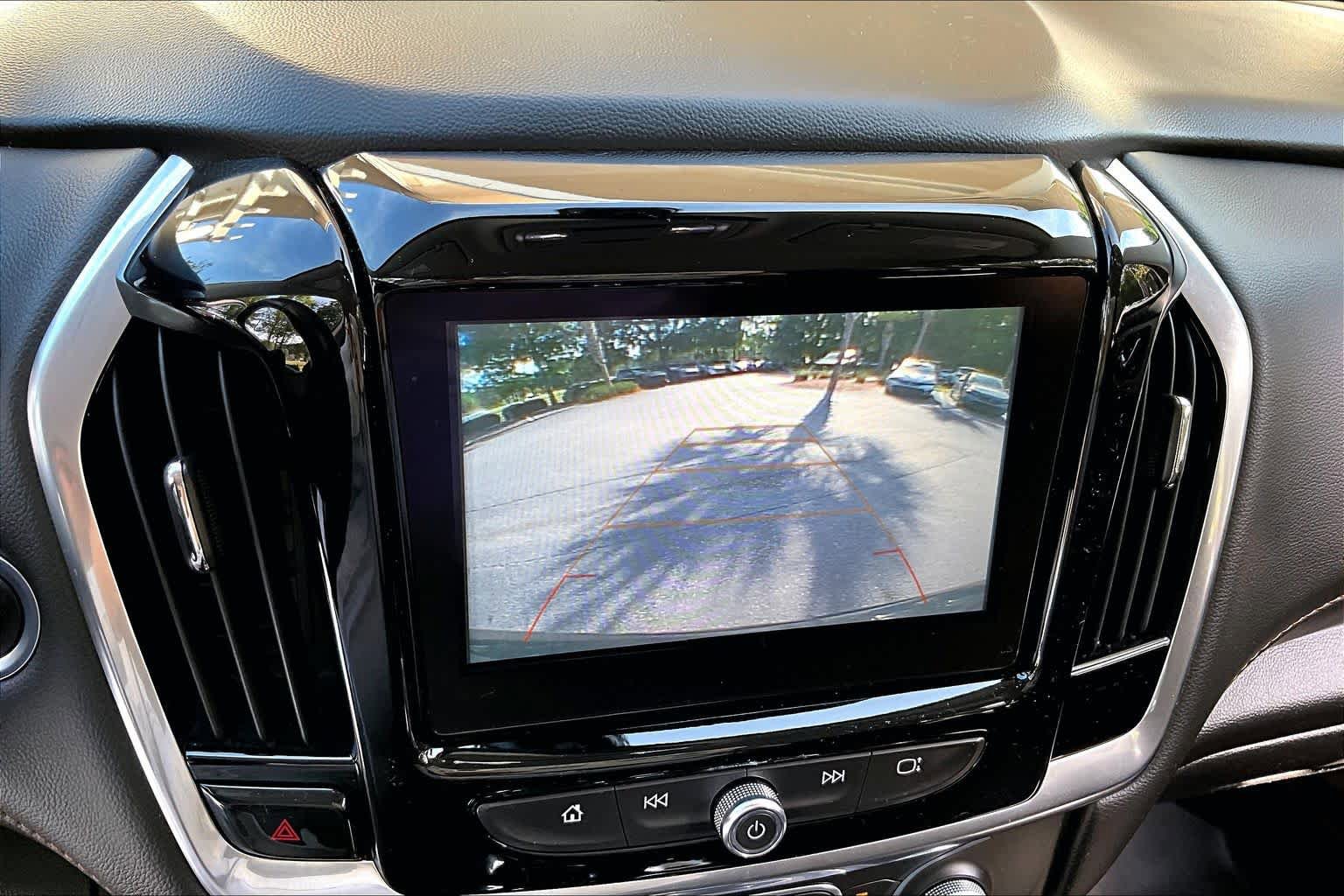 Used 2019 Chevrolet Traverse LT FWD image 27