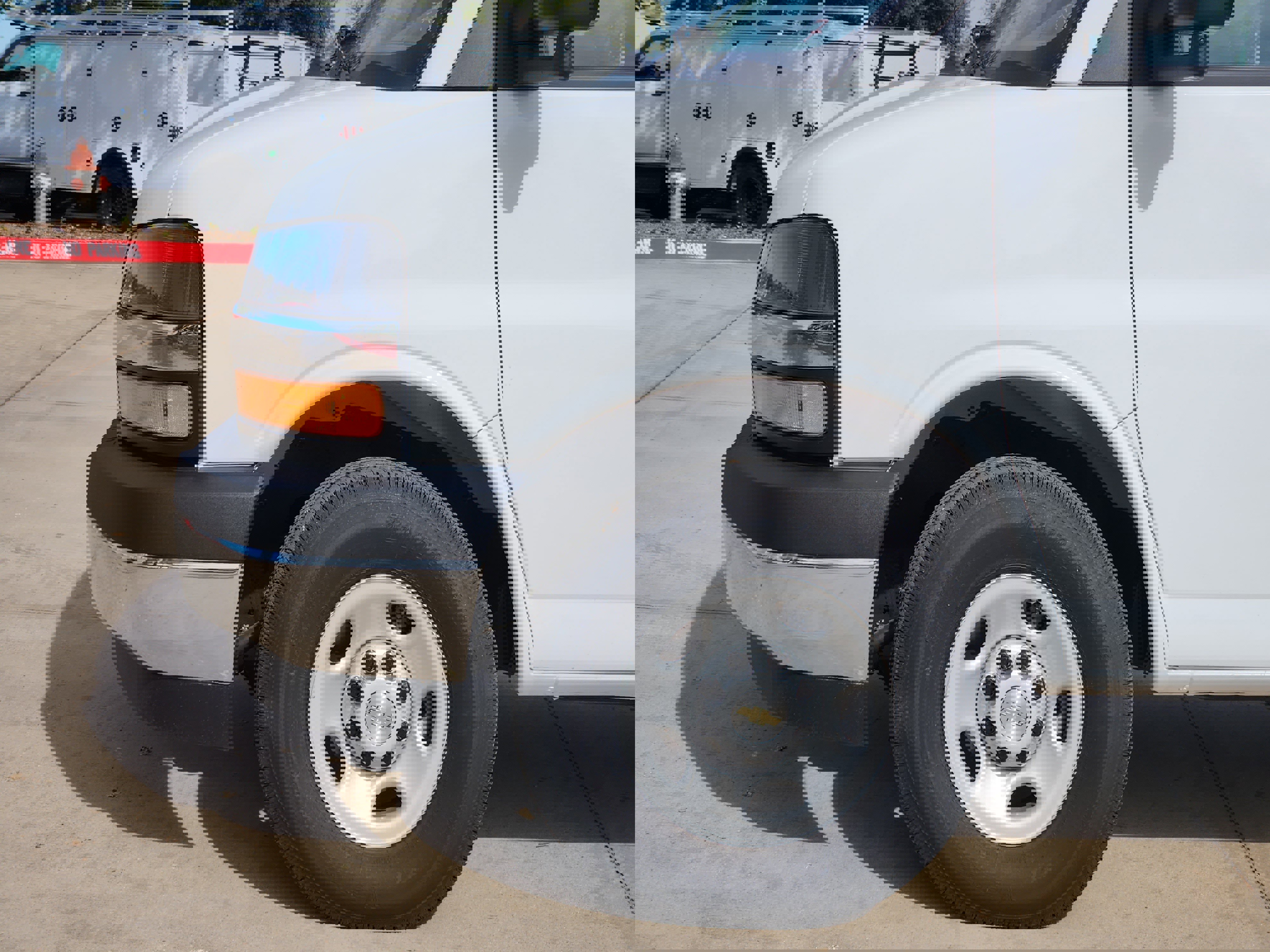 New 2025 Chevrolet Express 3500 w/ Power Convenience Package image 14