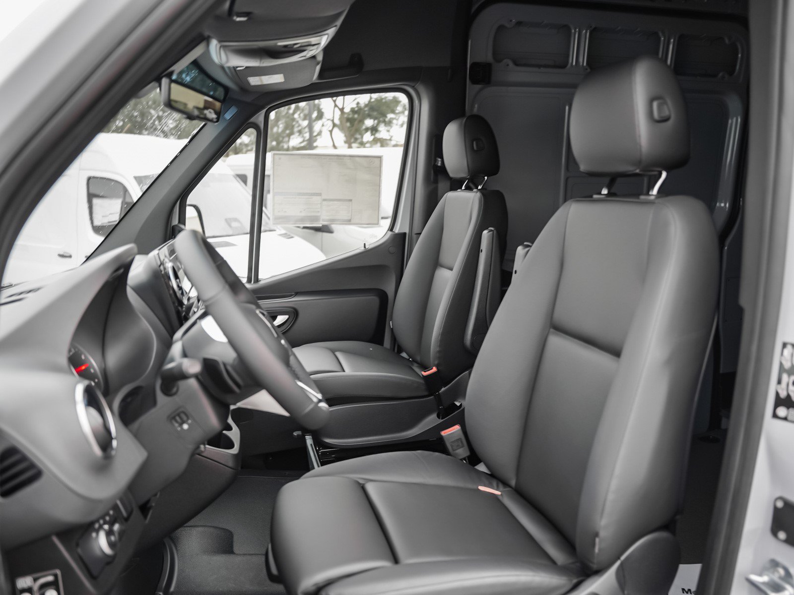 New 2025 Mercedes-Benz Sprinter 3500 image 15