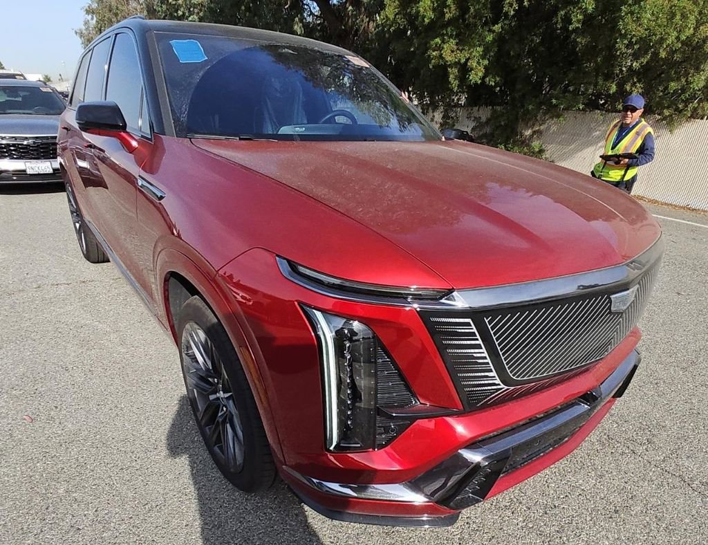 Used 2026 Cadillac Vistiq Platinum AWD/4WD image 7