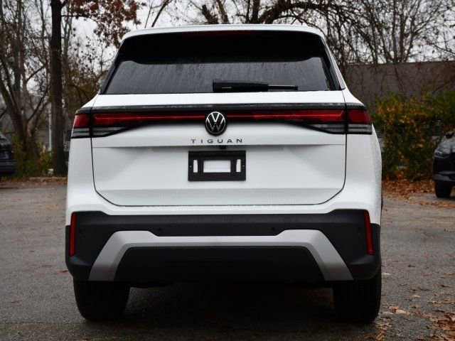 New 2026 Volkswagen Tiguan S image 6