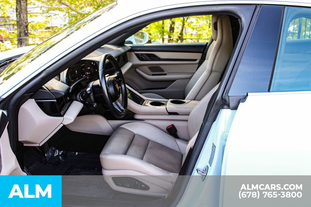 Used 2021 Porsche Taycan image 17