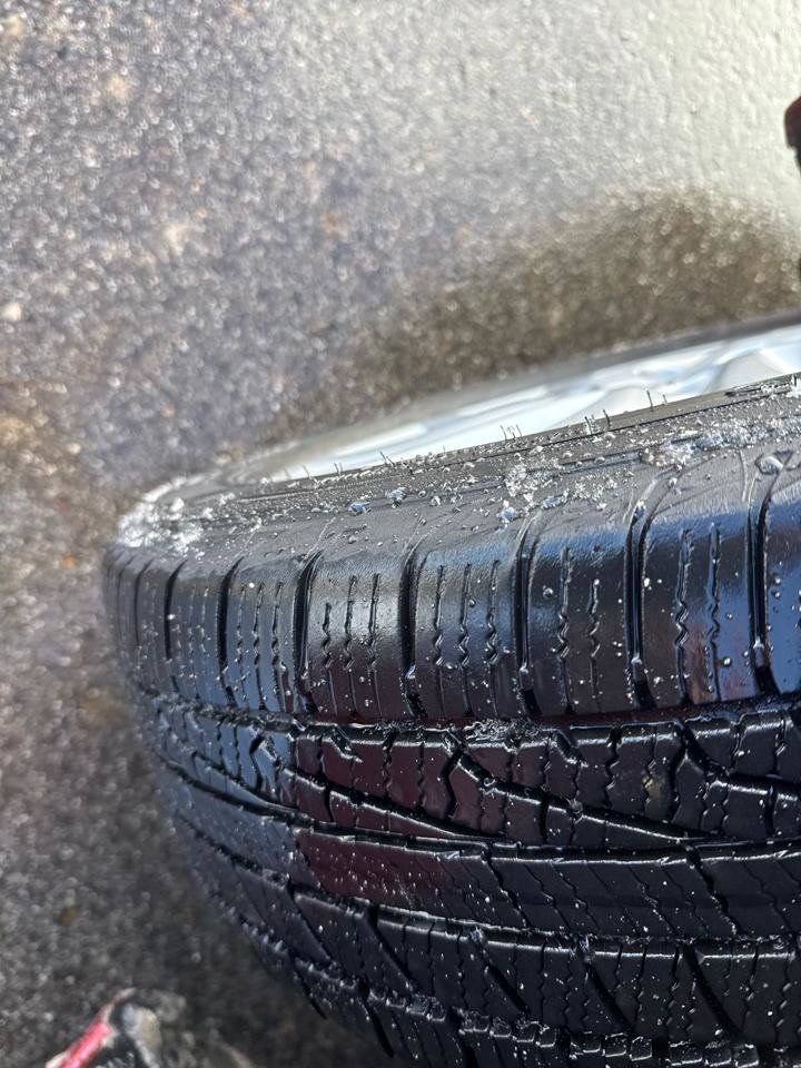 Used 2012 MAZDA MAZDA5 Sport image 9