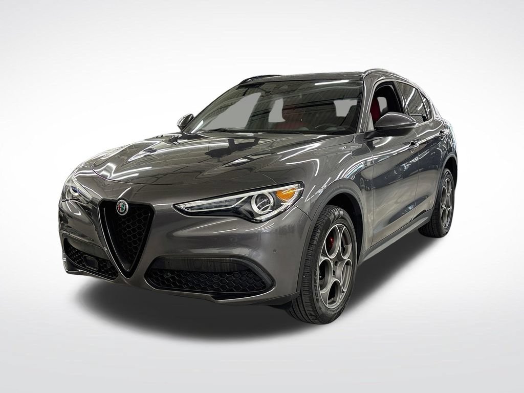 Used 2023 Alfa Romeo Stelvio Sprint