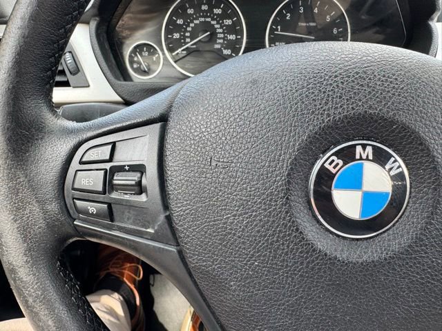 Used 2015 BMW 320i xDrive Sedan image 17