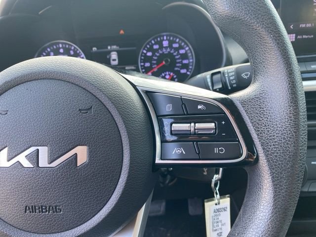 Used 2023 Kia Forte LXS w/ LXS Technology Package image 18