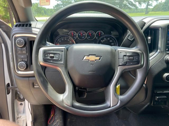Used 2019 Chevrolet Silverado 1500 LT w/ Remote Start Package AWD/4WD image 17