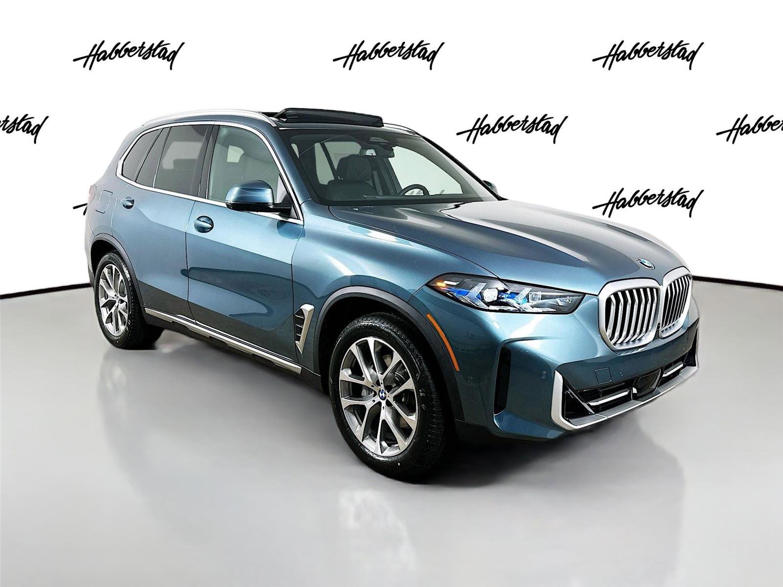 New 2026 BMW X5 xDrive40i w/ Climate Comfort Package image 3