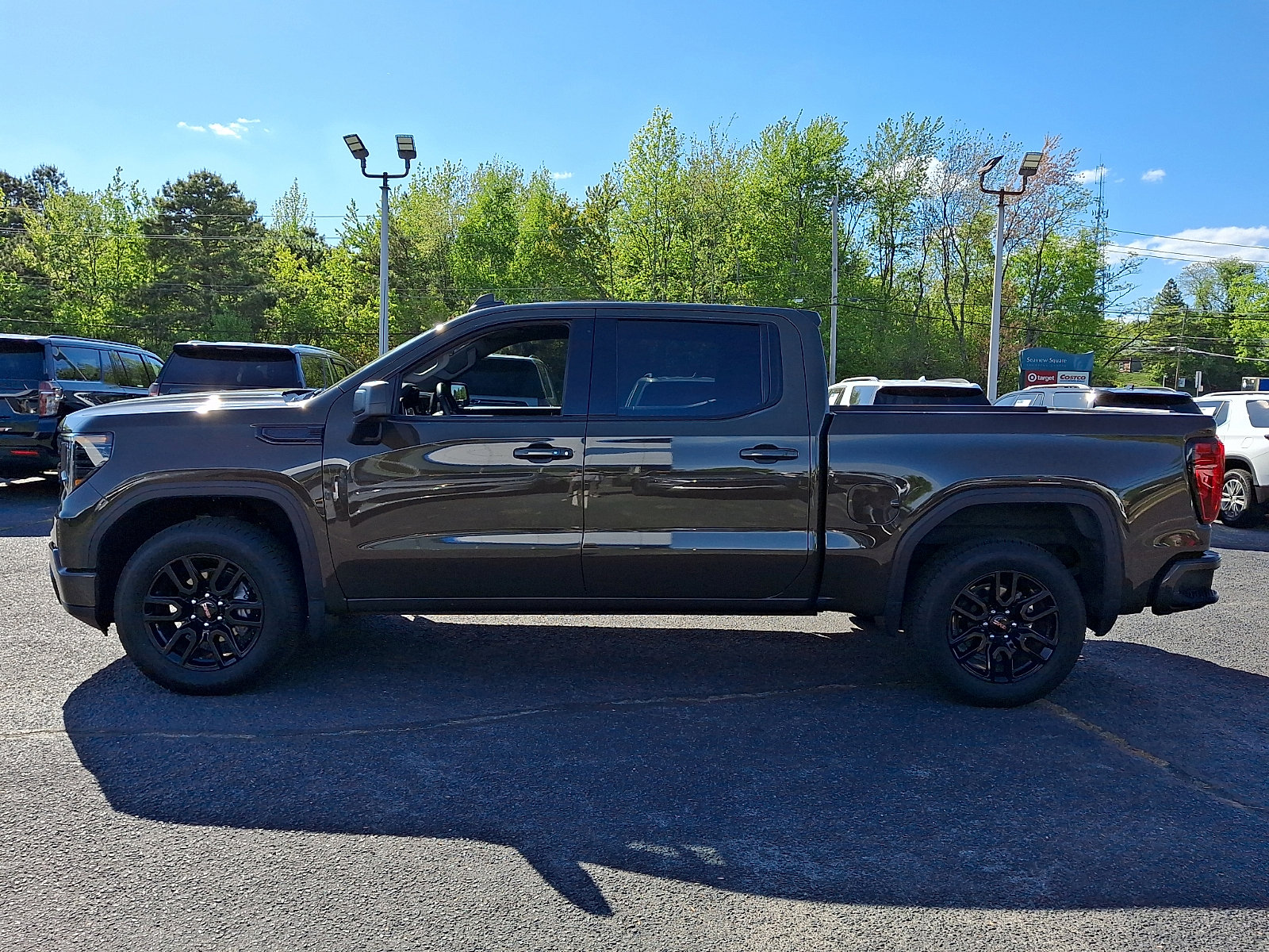 Certified 2024 GMC Sierra 1500 Elevation AWD/4WD image 4