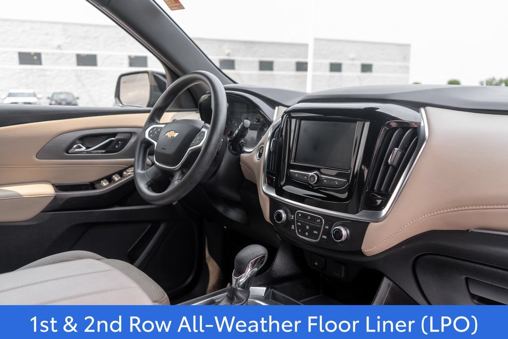 Used 2023 Chevrolet Traverse LS w/ Safety Package AWD/4WD image 11