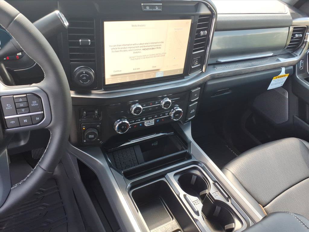 New 2026 Ford F250 4x4 Crew Cab Super Duty image 16