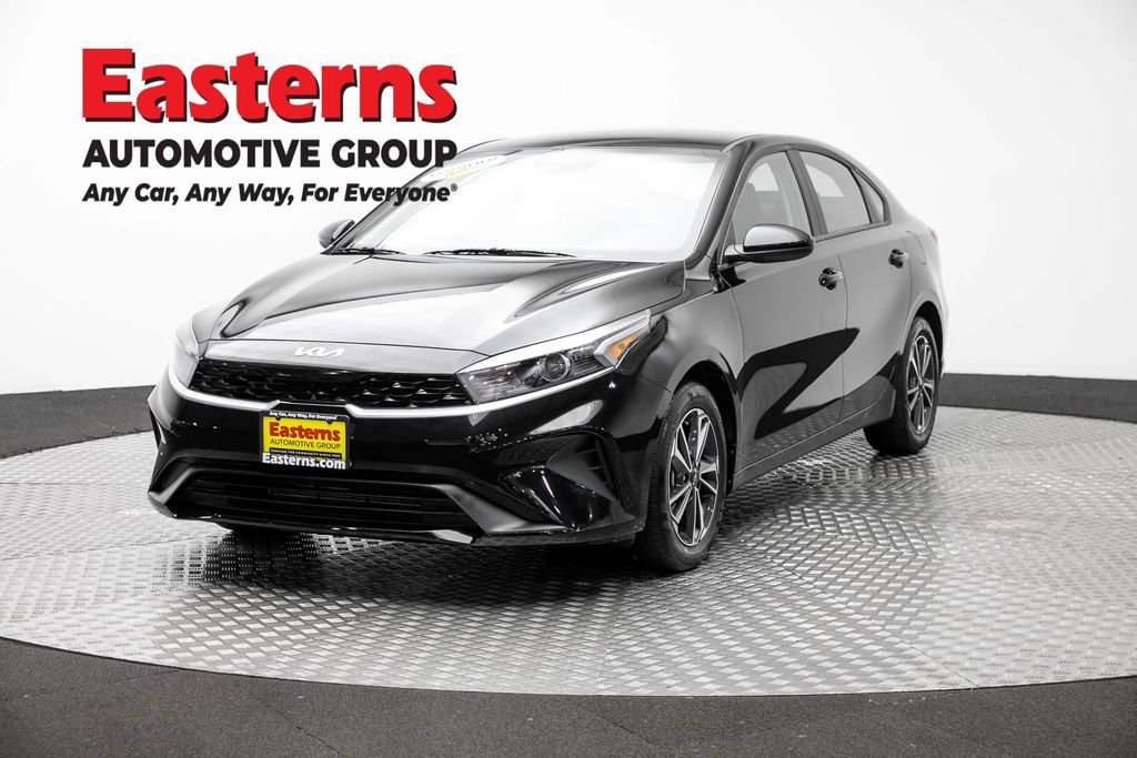 Used 2024 Kia Forte LXS FWD image 1