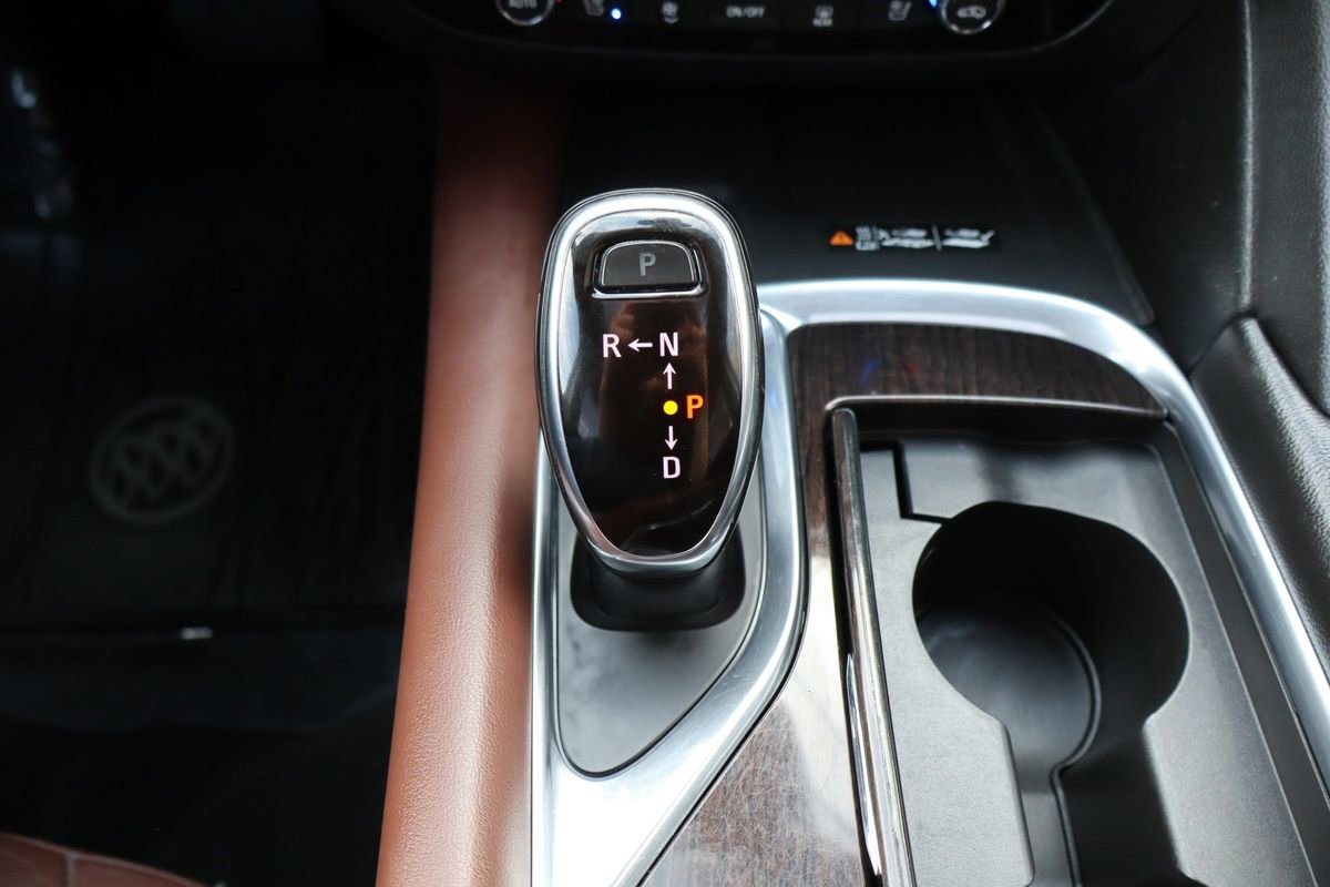 Used 2019 Buick Enclave Avenir w/ Avenir Technology Package image 39