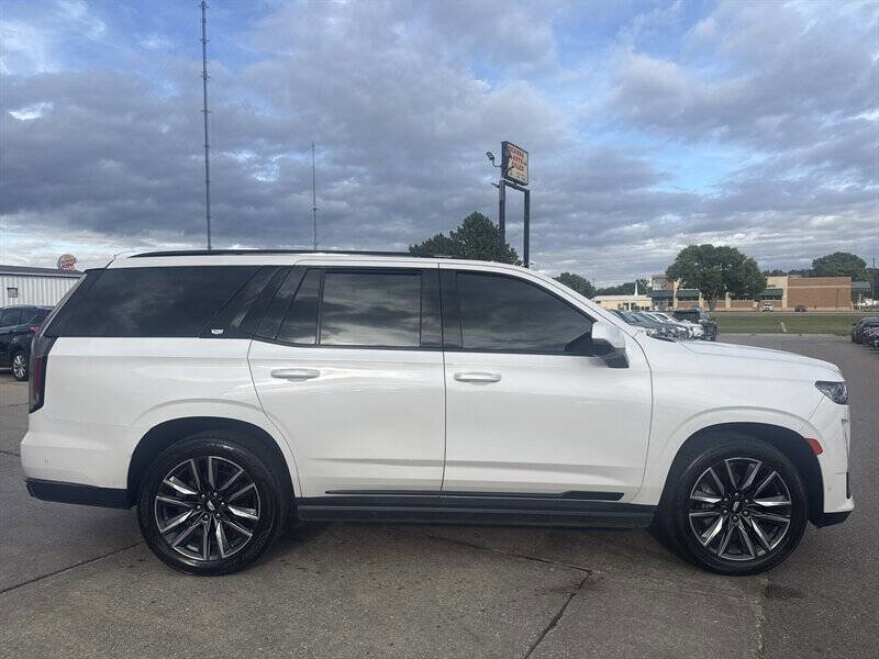 Used 2021 Cadillac Escalade Sport Platinum image 9