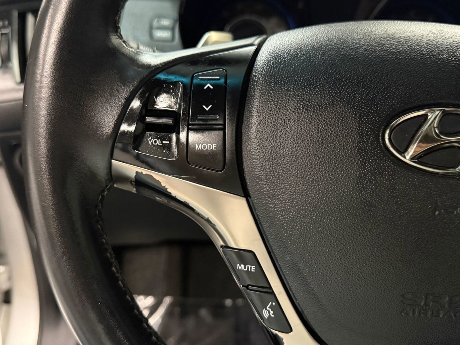 Used 2013 Hyundai Genesis 3.8 image 26