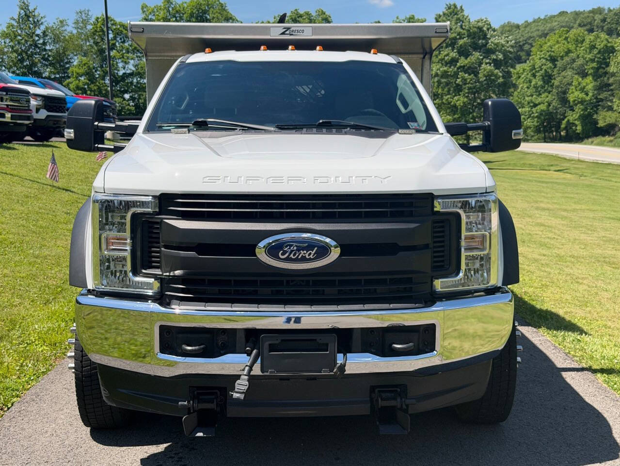 Used 2019 Ford F550 4x4 SuperCab Super Duty image 3