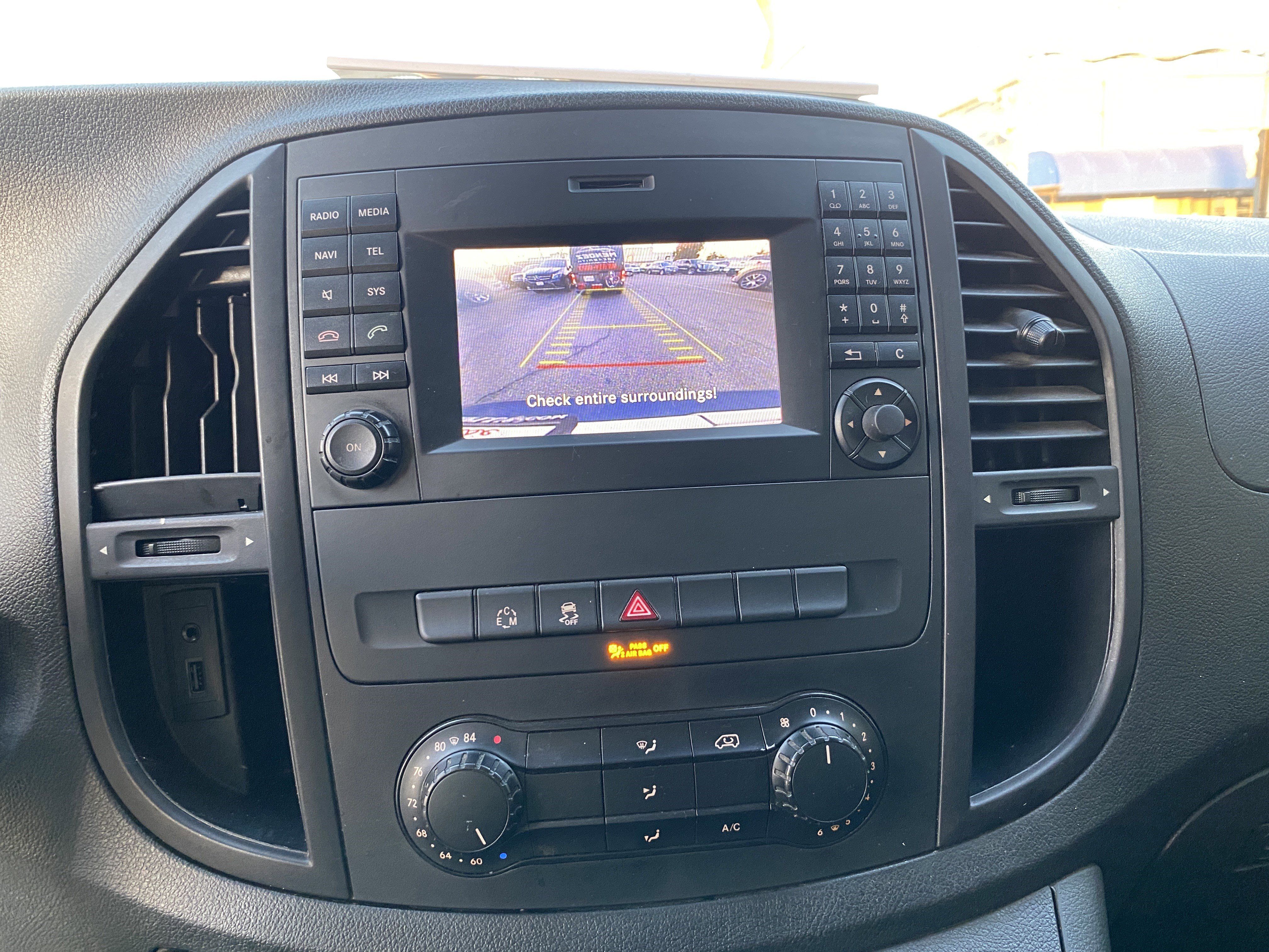 Used 2018 Mercedes-Benz Metris w/ Premium Safety Package image 13