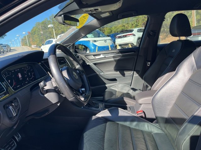 Used 2018 Volkswagen Golf R 4-Door image 7