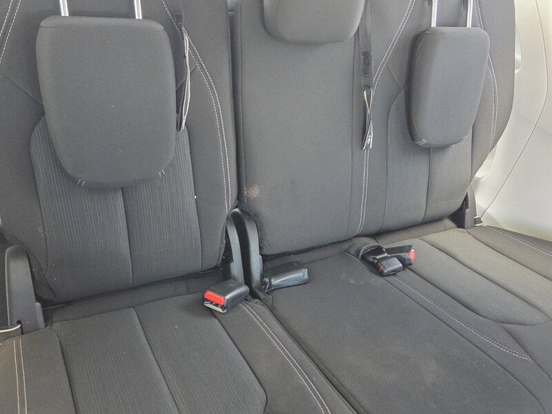 Certified 2023 Chrysler Voyager LX FWD image 16