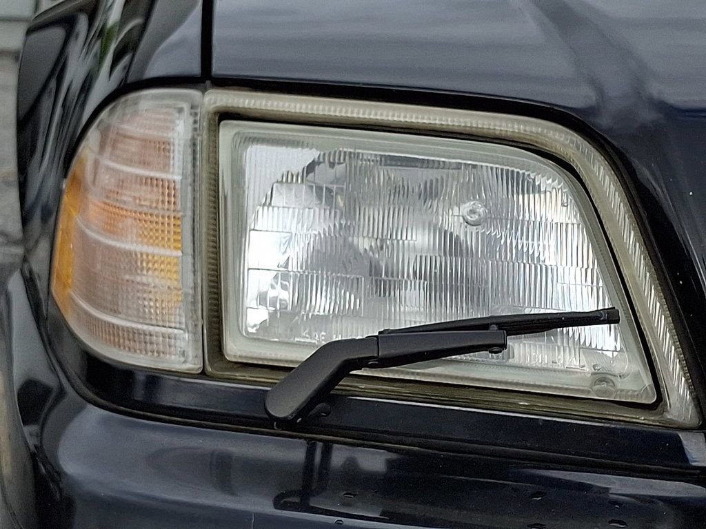 Used 1996 Mercedes-Benz SL 320 image 11