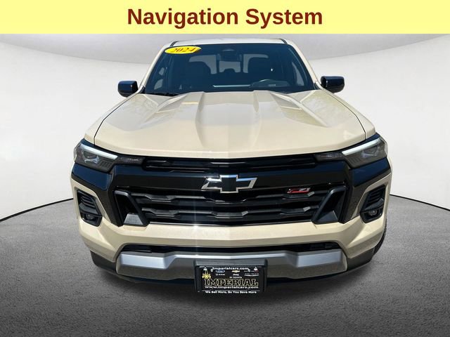 Used 2024 Chevrolet Colorado Z71 w/ Z71 Convenience Package 2 AWD/4WD image 4