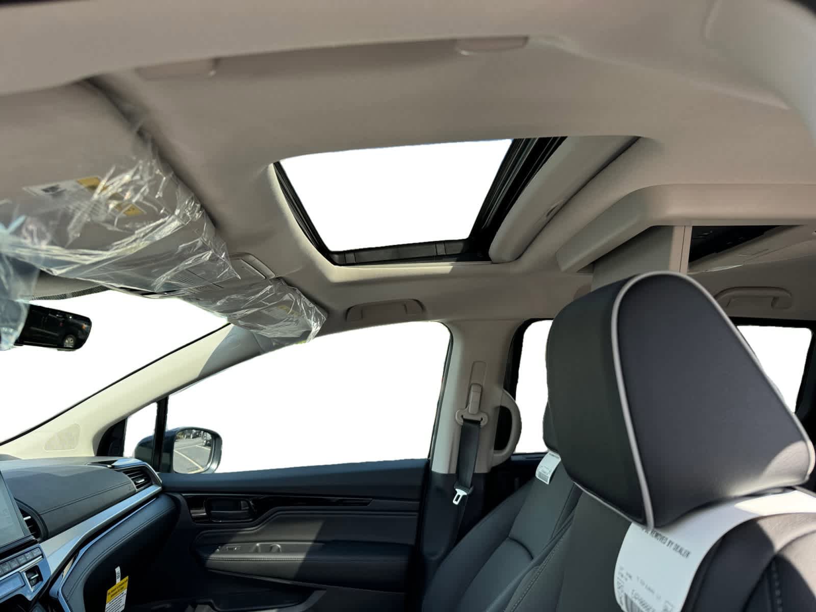 New 2026 Honda Odyssey Touring image 12
